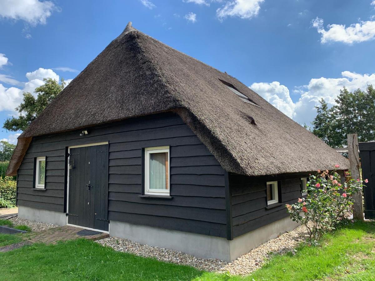 De Stal - Buitenplaats Ruitenveen, Prive! Nieuwleusen Exteriör bild