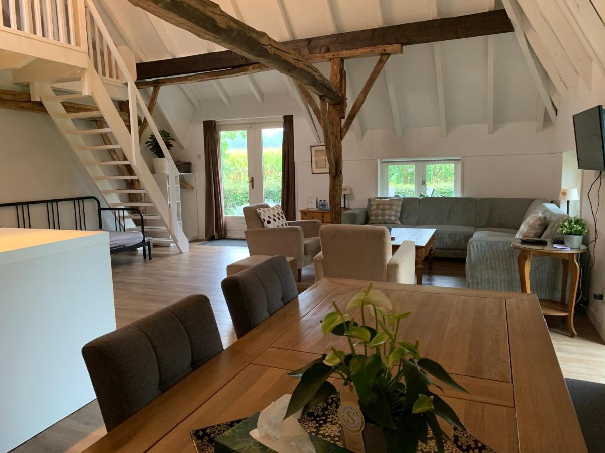 De Stal - Buitenplaats Ruitenveen, Prive! Nieuwleusen Exteriör bild