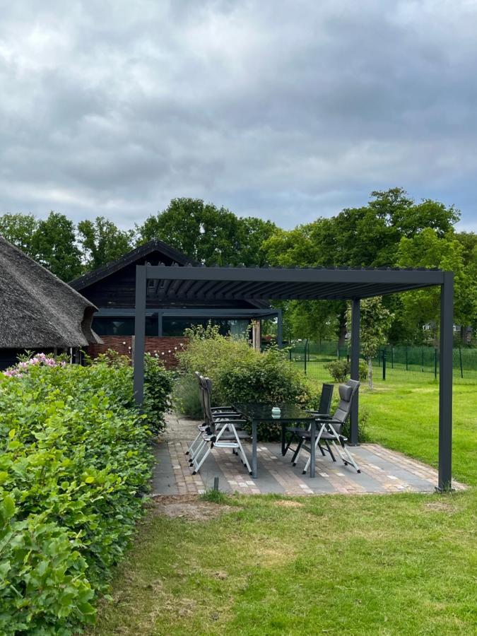 De Stal - Buitenplaats Ruitenveen, Prive! Nieuwleusen Exteriör bild